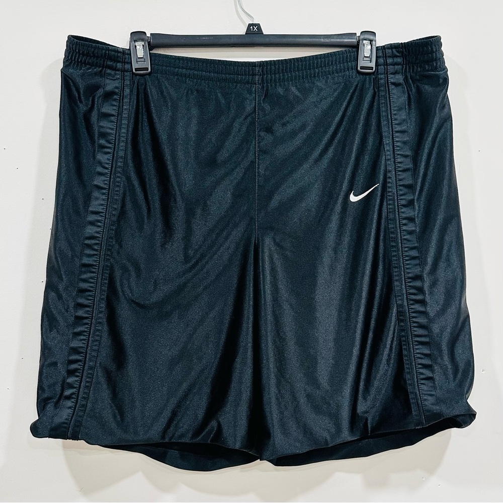 VINTAGE Nike Dazzle Shorts Mens XXL Black Basketball 9" Inseam Silky Shiny Y2K